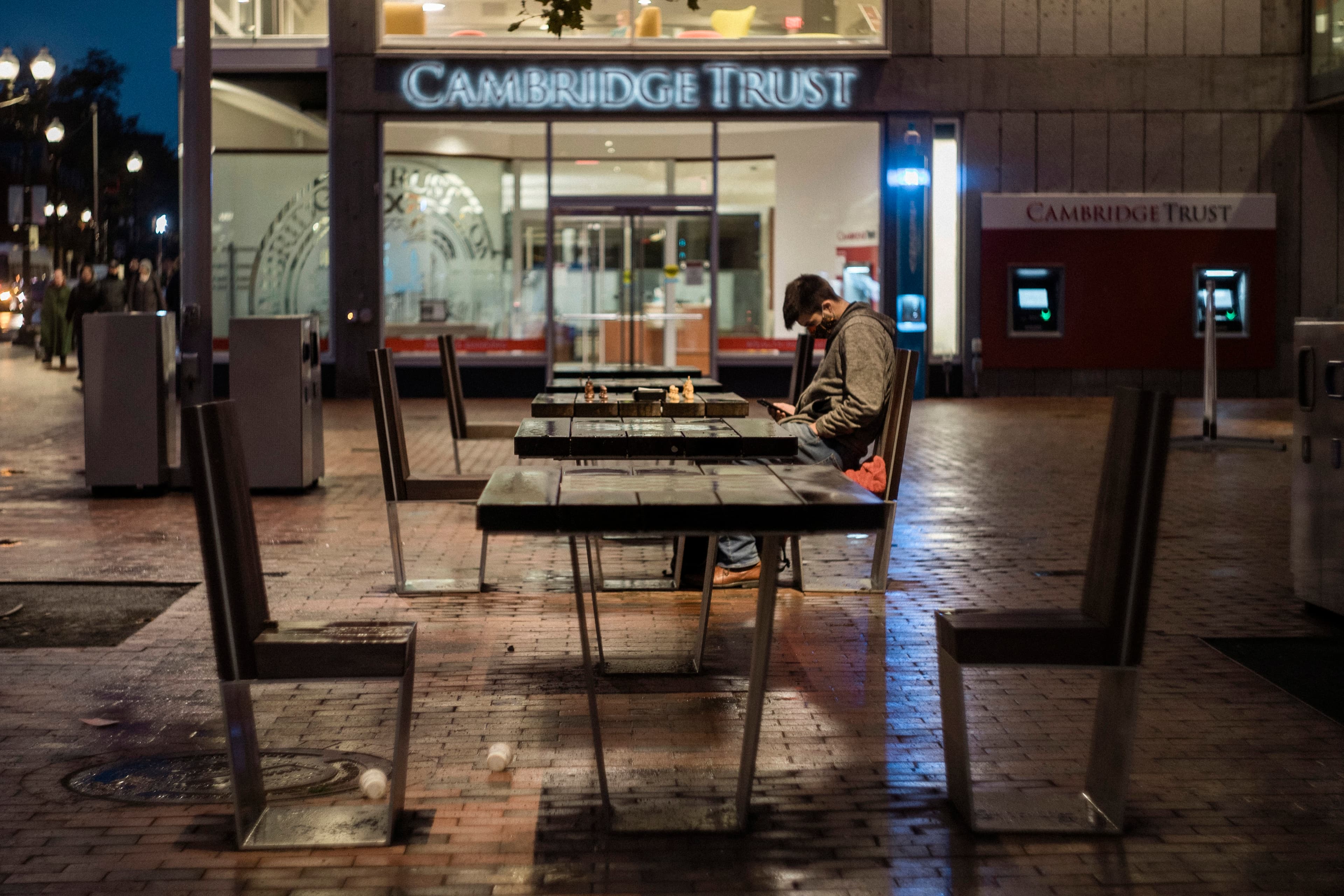Moonflowers — The Nightlife of Harvard Square — 01
