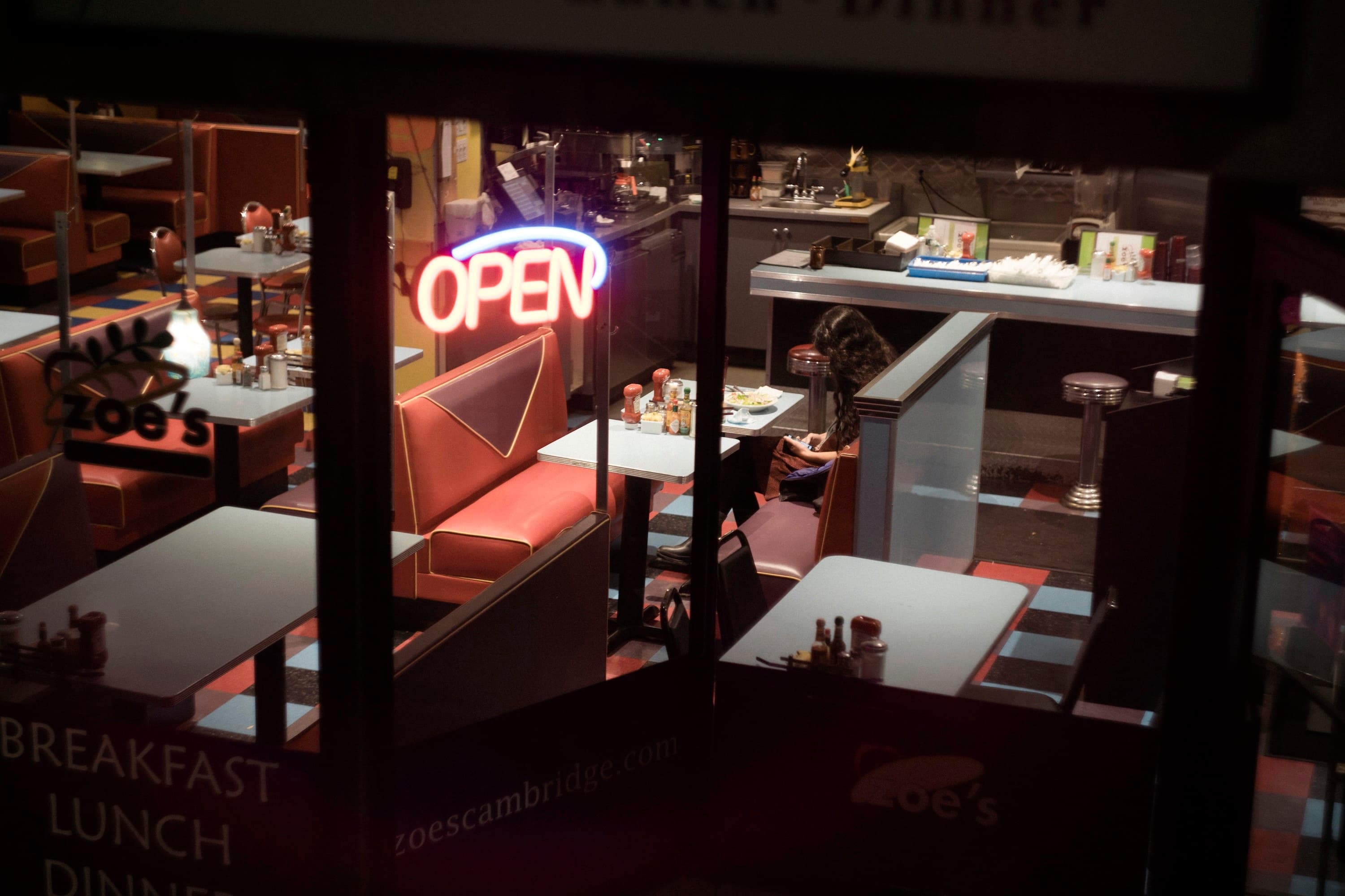 Moonflowers — The Nightlife of Harvard Square — 02